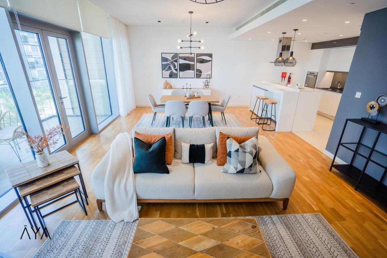 Appartement Aya Boutique - Stunning 1br Surrounding The Sea Views & Ain *